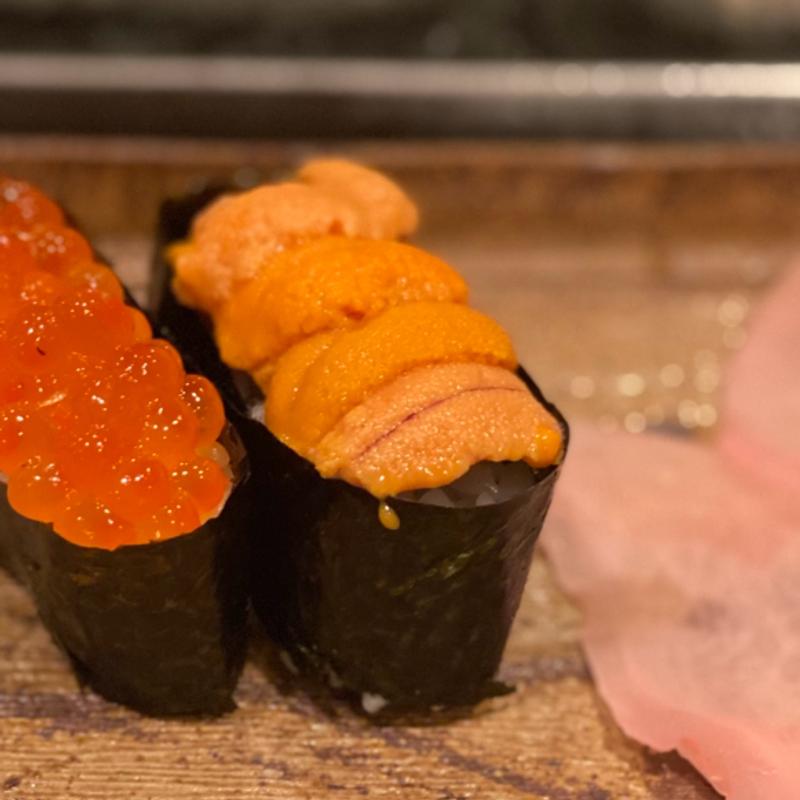 雲丹軍艦(ヨロシク寿司 稲城店)