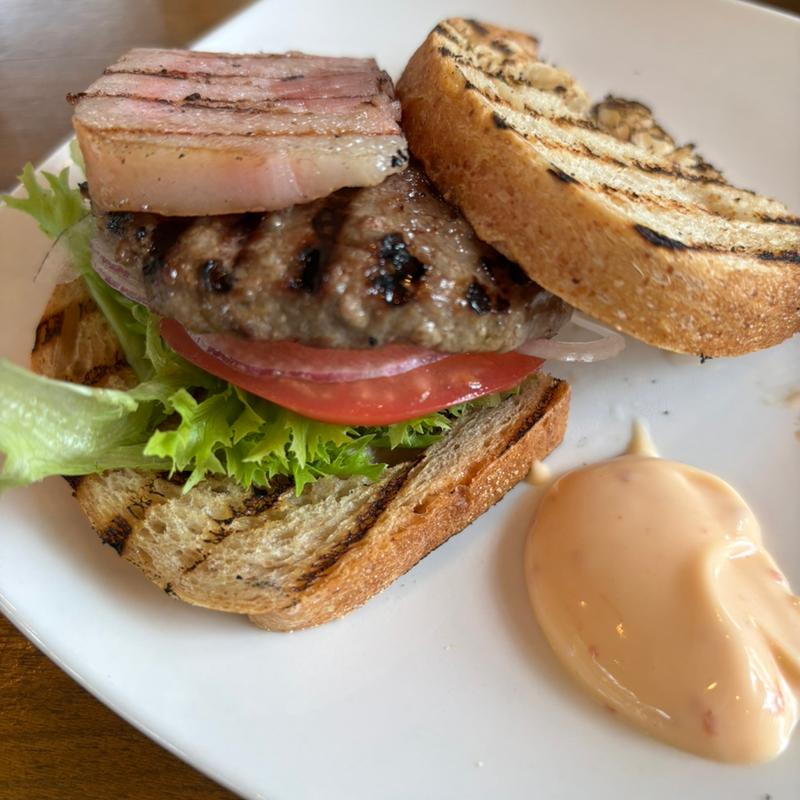 グリルハンバーガー(箱根リトリート före)