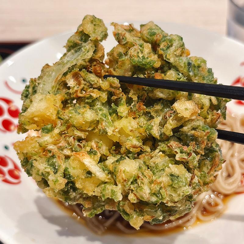 お好み焼き風かき揚げそば(冷そば)(いろり庵きらくそば 川越)