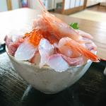 特選海鮮丼