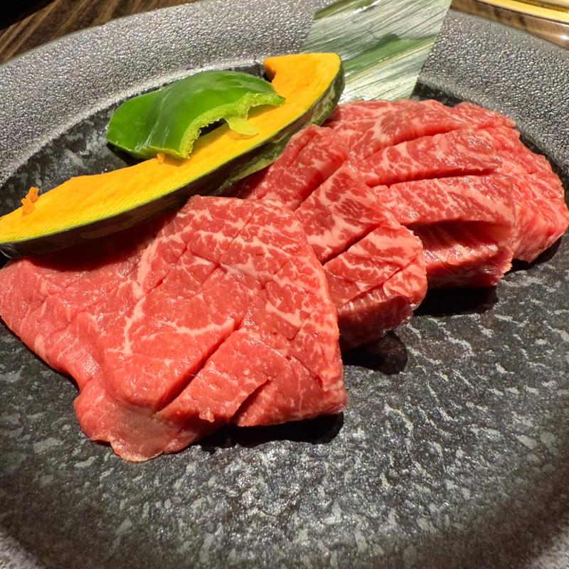 和牛熟成厚切り赤身(焼肉 平城苑 橋本店)