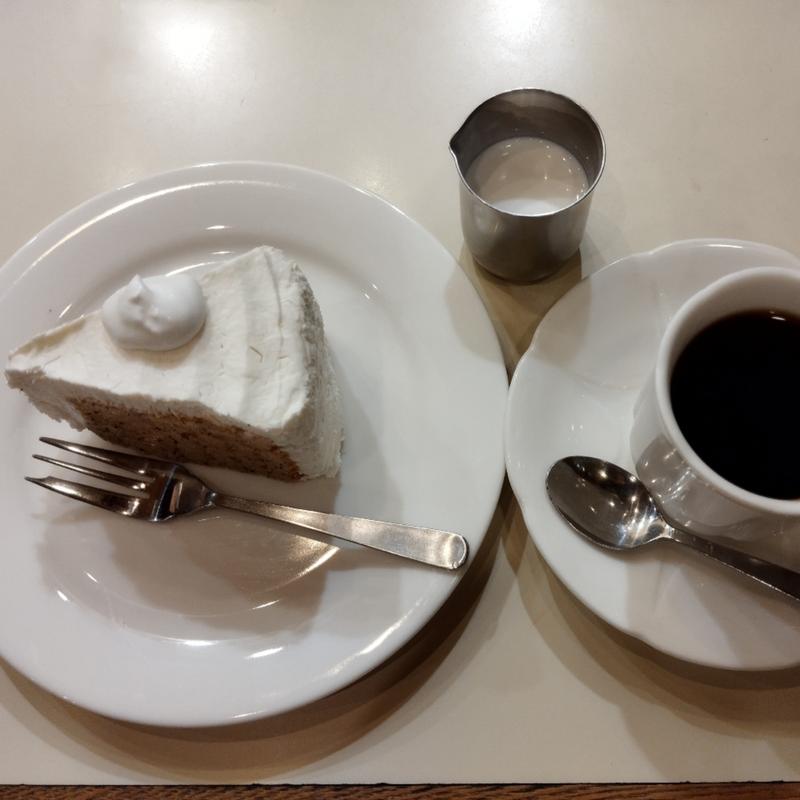 Cake Set(アロマ珈琲八重洲店)