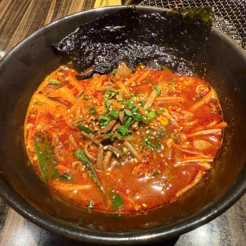 ユッケジャンラーメン(焼肉 平城苑 橋本店)