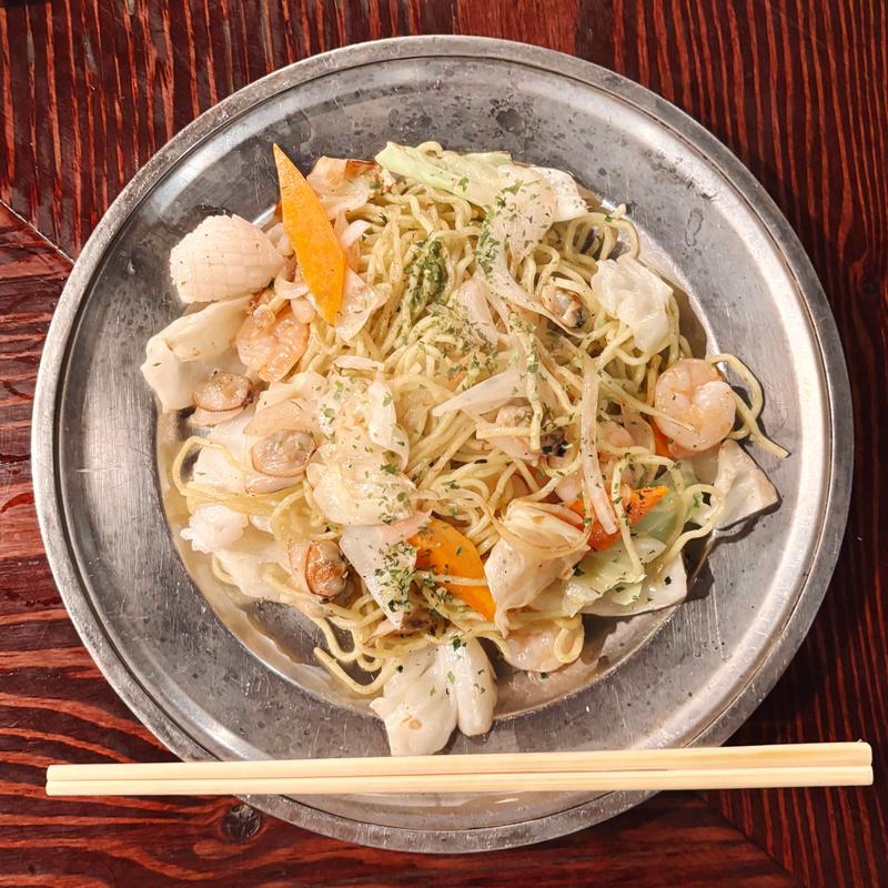 男鹿のしょっつる焼きそば(秋田番屋酒場)