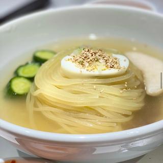 盛楼閣冷麺