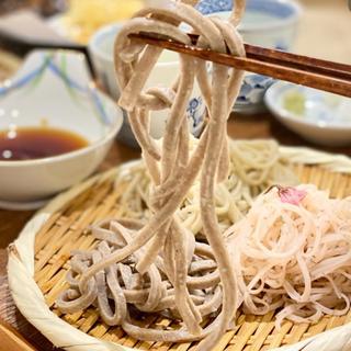 三色そば