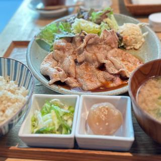 わんぱくポークの生姜焼き定食(ムスムス （MUSMUS）)