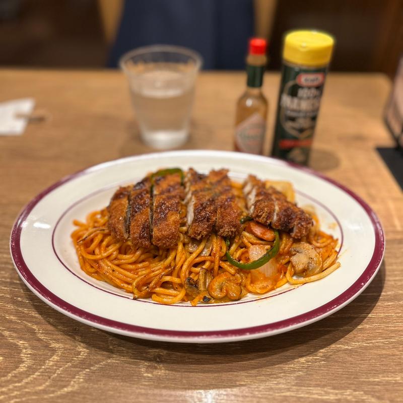 喫茶店のナポリタン、ロースカツトッピング(喫茶と洋食トリコ)