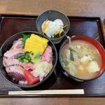 かつお・ねぎとろ丼