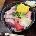 かつお・ねぎとろ丼(なお八)