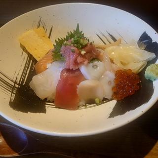 魚河岸海鮮丼(魚河岸 次郎松)