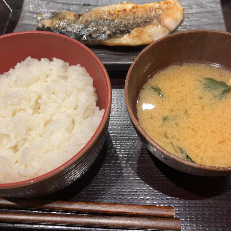 朝さば文化干し定食(しんぱち食堂 田町店)