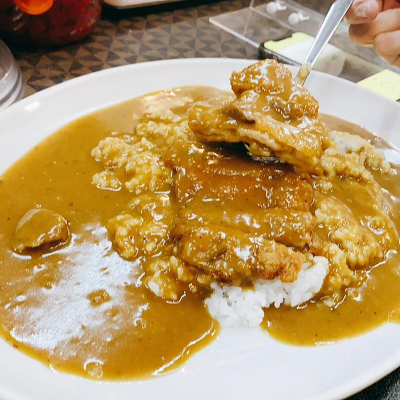 カレー(中)※カツトッピング(カレーや マドラス 日本橋本店)