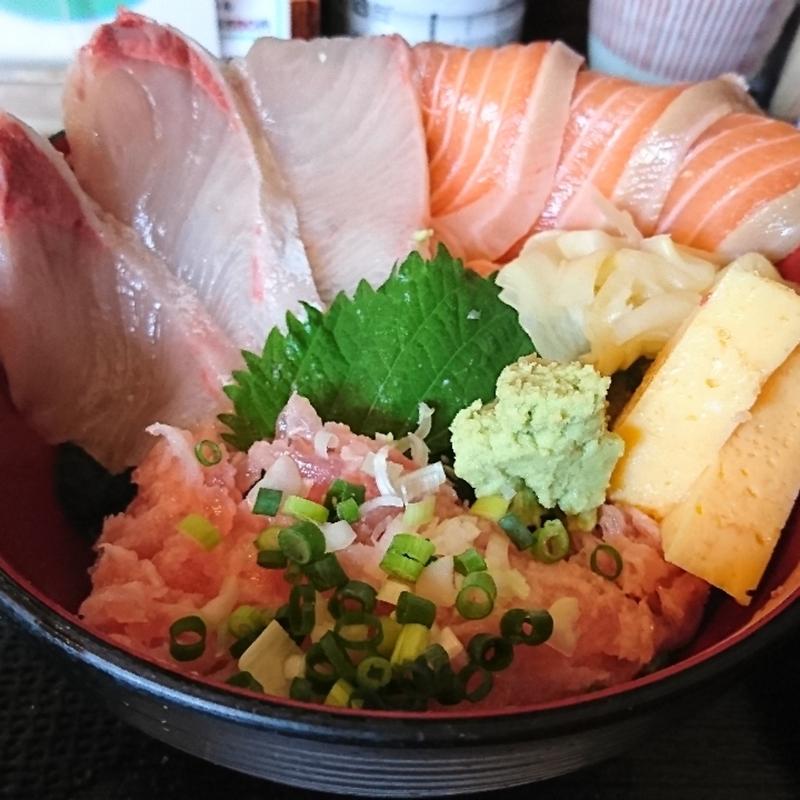 (魚の平田屋 宝仙寺前店)