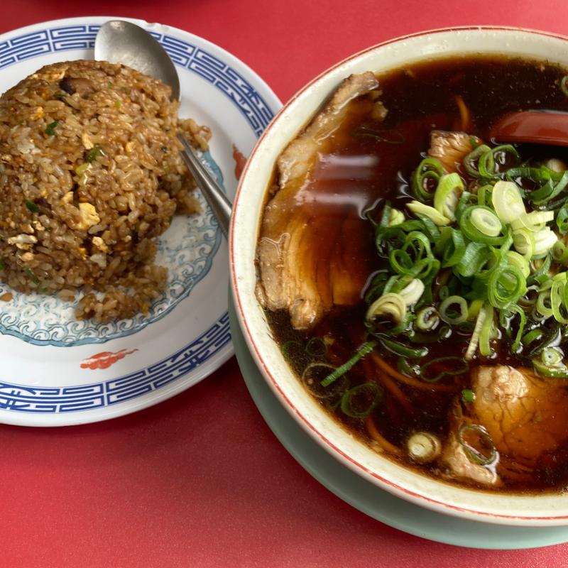 中華そば(並)と焼飯(新福菜館 本店 （しんぷくさいかん）)