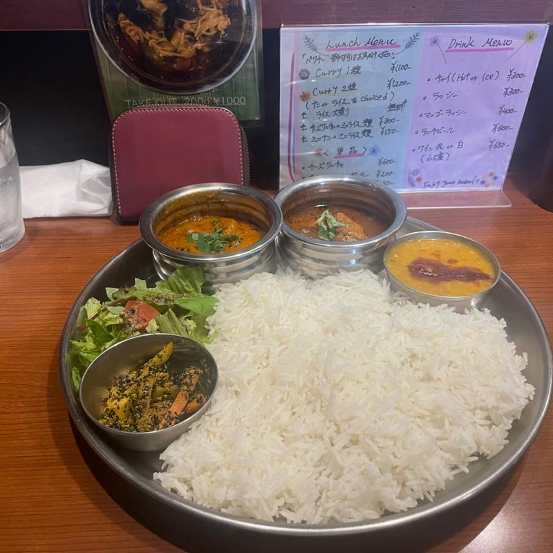 カレー2種+日替わりダルカレー(スパイスバザール アチャカナ)