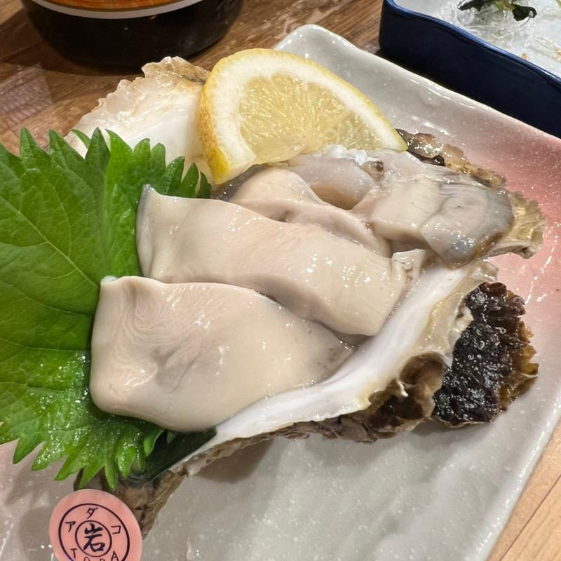三重県産 的矢の岩牡蠣(千成寿司本店)