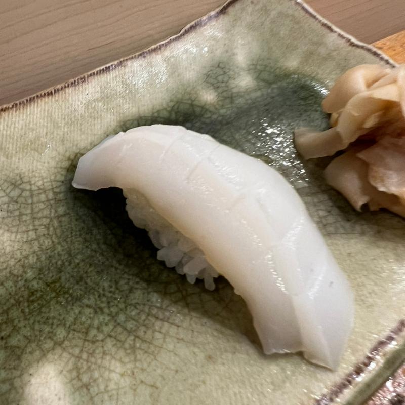 もんごういかの握り(千成寿司本店)