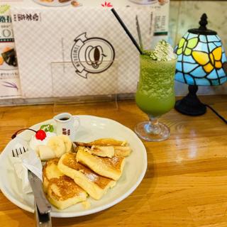 フレンチトーストモーニング 抹茶ラテ(友路有 浅草店)