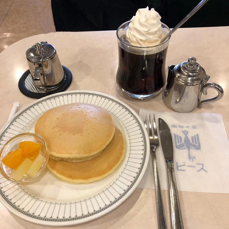 パンケーキ ウインナーコーヒー(珈琲ピース 小田急ハルク店)