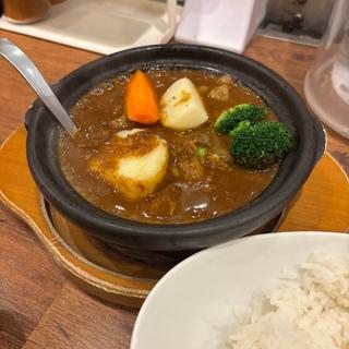 肉2倍牛すじ煮込みカレー(ホットスプーン 西新宿店（Hot Spoon）)