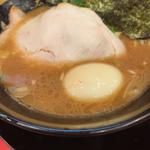 のり玉ラーメン（並）(大輝家直系家系ラーメン大総家)