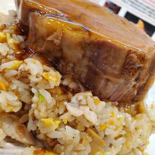 エアーズロックチャーハン(ぎょうざ らーめん処 興兵衛)