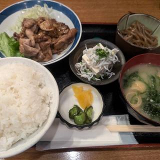焼肉定食(味処 さとみ)