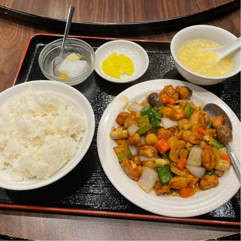 鶏肉黒胡椒炒め定食(絶品中華 100種類食べ飲み放題 華景園 かけいえん 川崎店 仲見世通り店前)