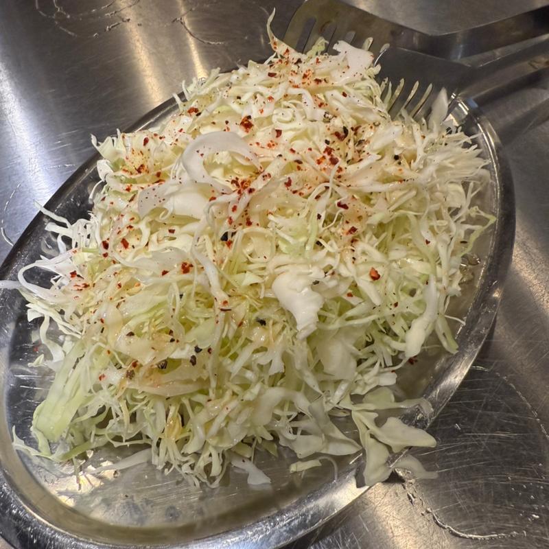 千切りキャベツ(アームストロング橋本駅北口店)