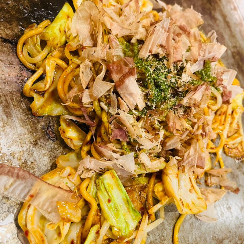 うま辛焼そば(なにわお好み焼き　ぼちぼち)