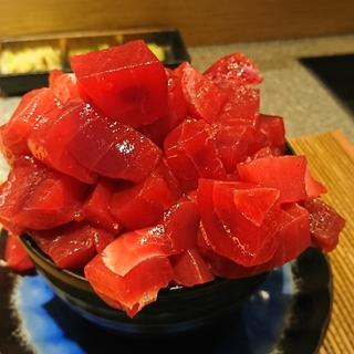 こぼれ生鮪鉄火丼(富ヶ谷交差点)