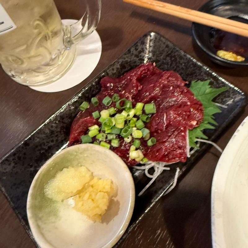 鯨刺(酒場食堂よろずや)