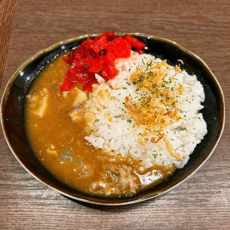 〆の牛すじカレー(牛すじ葱丸)