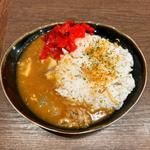 〆の牛すじカレー