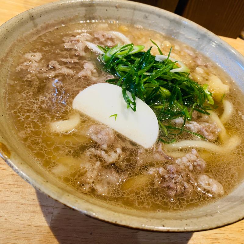 肉うどん(うどんのまるえん)