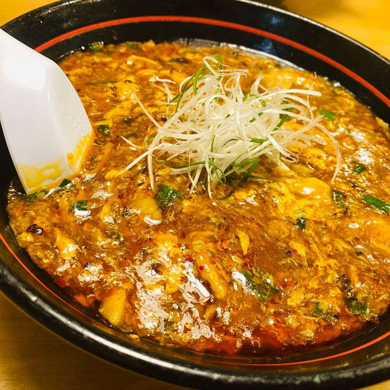 玉子とじホルモン麺(台湾料理 あじ仙 平井店)