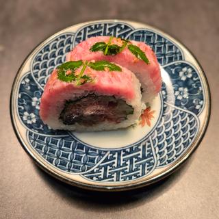 和牛トロタク巻き(焼肉 㐂舌)