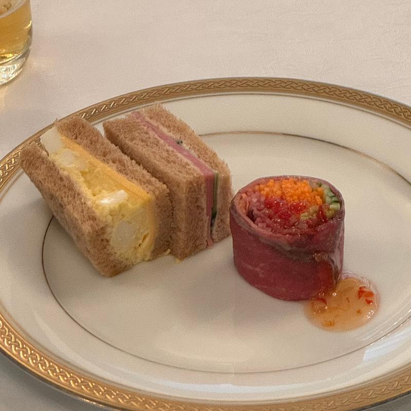 ローストビーフの野菜巻き、サンドイッチ(名鉄グランドホテル)