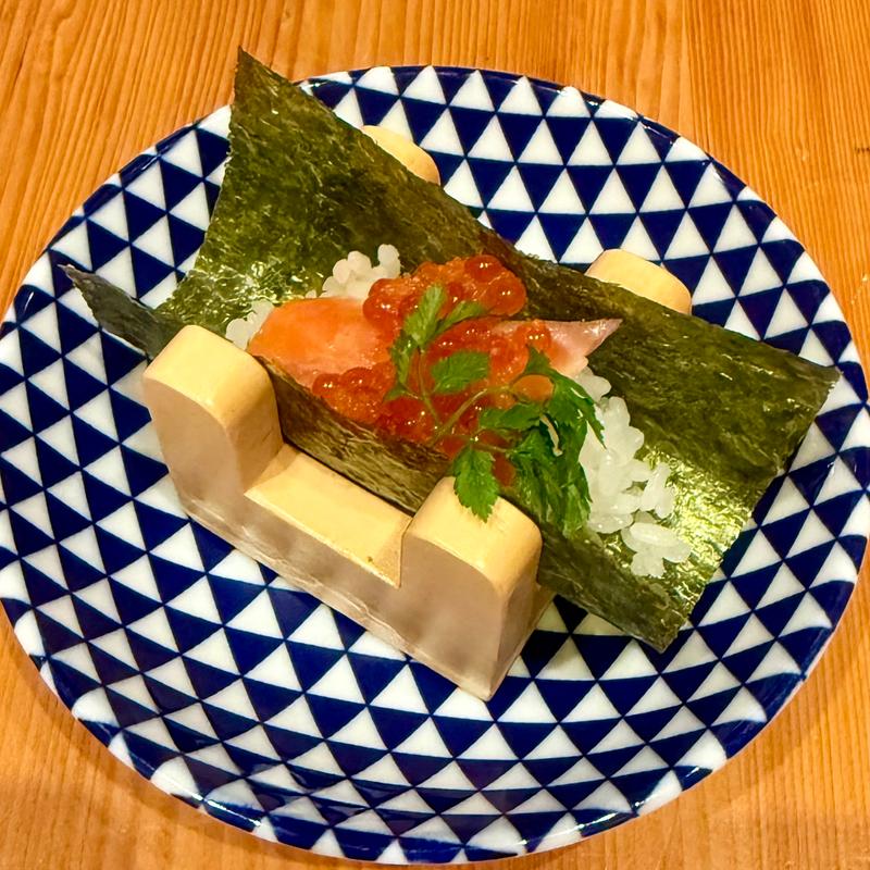 サーモンといくら(ベジ串 創作おでん ぬる燗佐藤 渋谷ヒカリエ店)