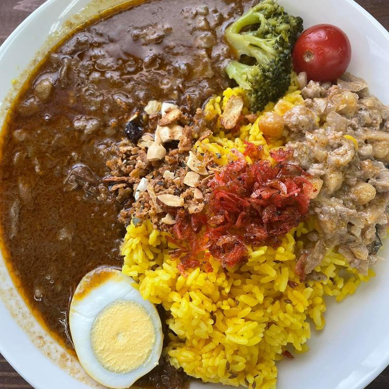 牛すじカレー(くしらん・ブジ)