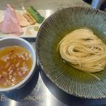 鰹昆布水つけ麺