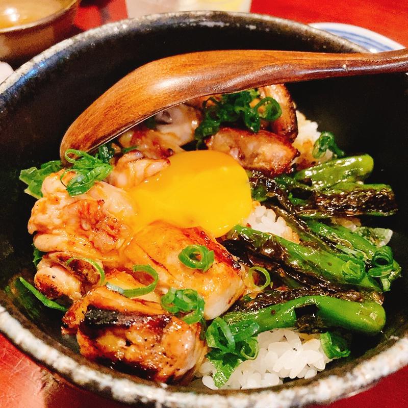 焼鳥丼(啐啄いな村 白島店)