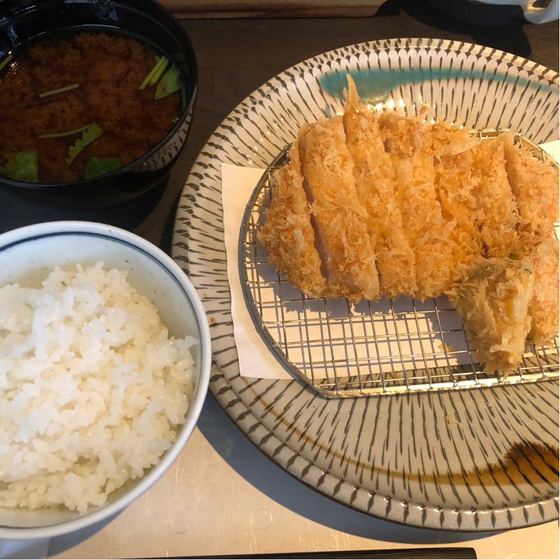 とんかつランチ(とんかつの店 馬酔木（あしび）)