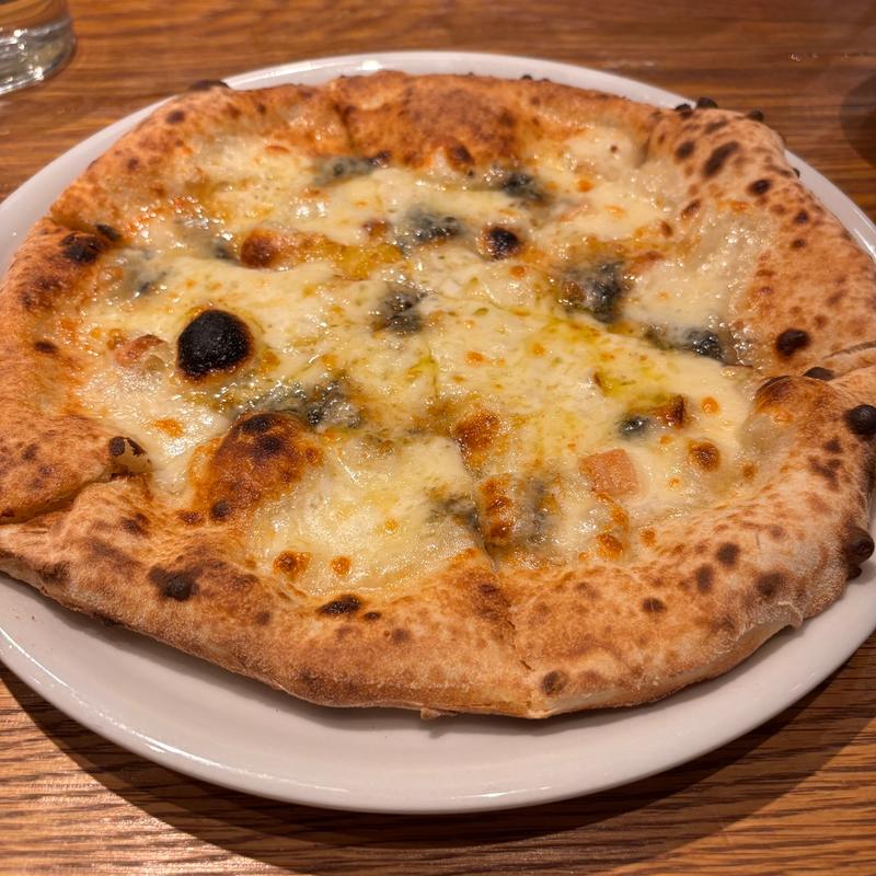 クアトロフォルマッジ(Pizzeria NeNe)