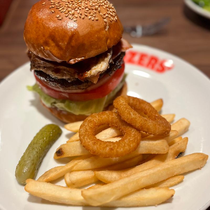 ベーコンエッグバーガー(ブラザーズ 御茶の水店)