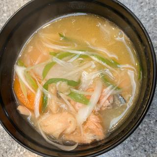 あら汁 ハーフ(くるくる寿し)