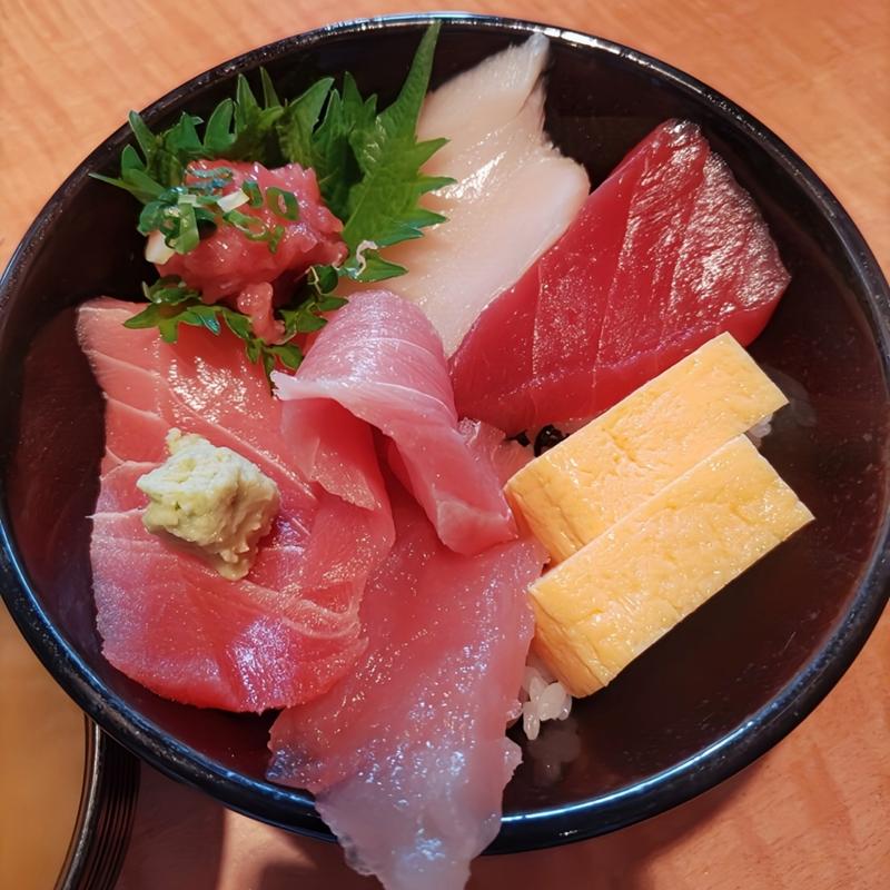 マグロ切符のマグロ丼(鮮味楽)