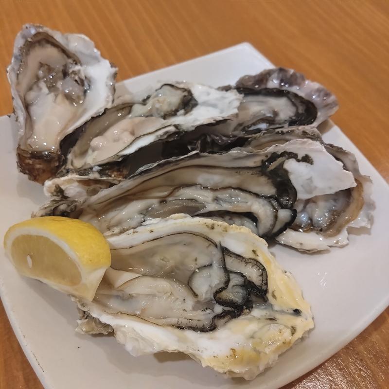 生カキ(カキ小屋ルンゴカーニバル)