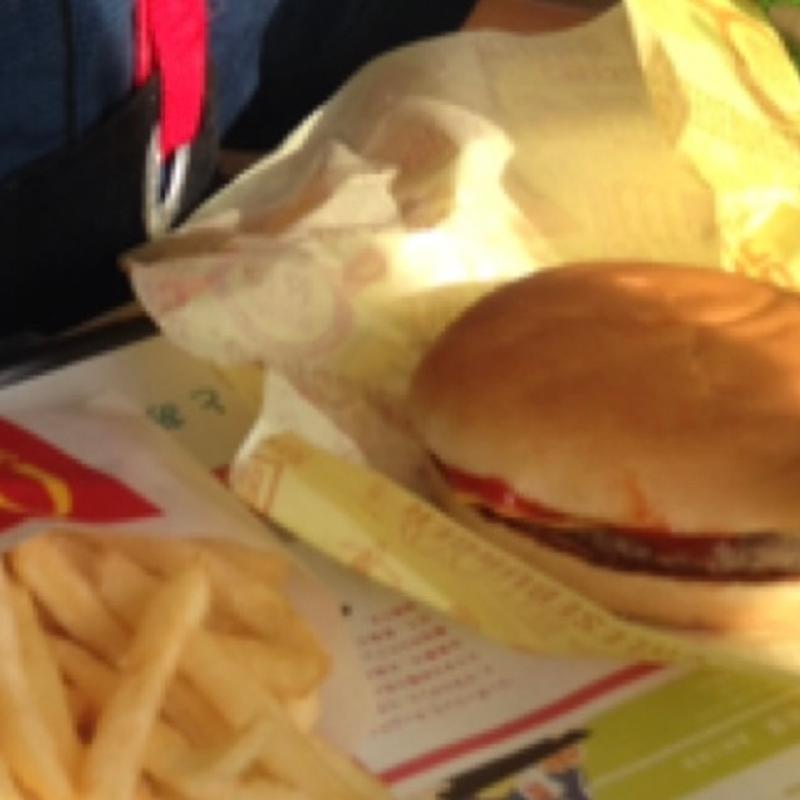 ハンバーガー(マクドナルド 泉大津アルザ店)